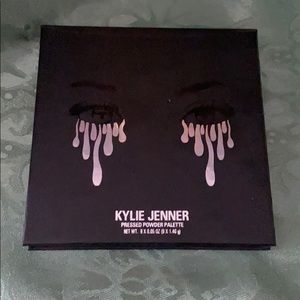 Kylie Cosmetics Blue Honey Palette